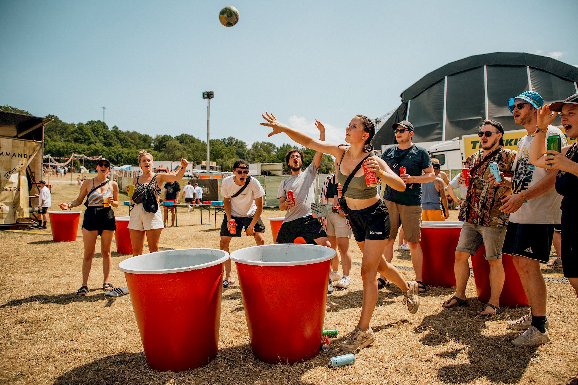 Riesen Beerpong